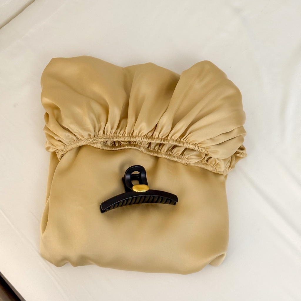 91家纺网 家纺一手货源 找家纺 禾时 2025新款纯色双拼兰精天丝单品系列-单床笠 床笠单件 香槟金