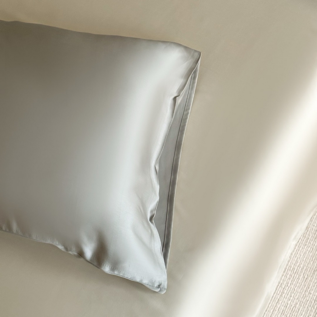 91家纺网 家纺一手货源 找家纺 禾时 2025新款纯色双拼兰精天丝单品系列-单枕套 枕套单件 云纱灰