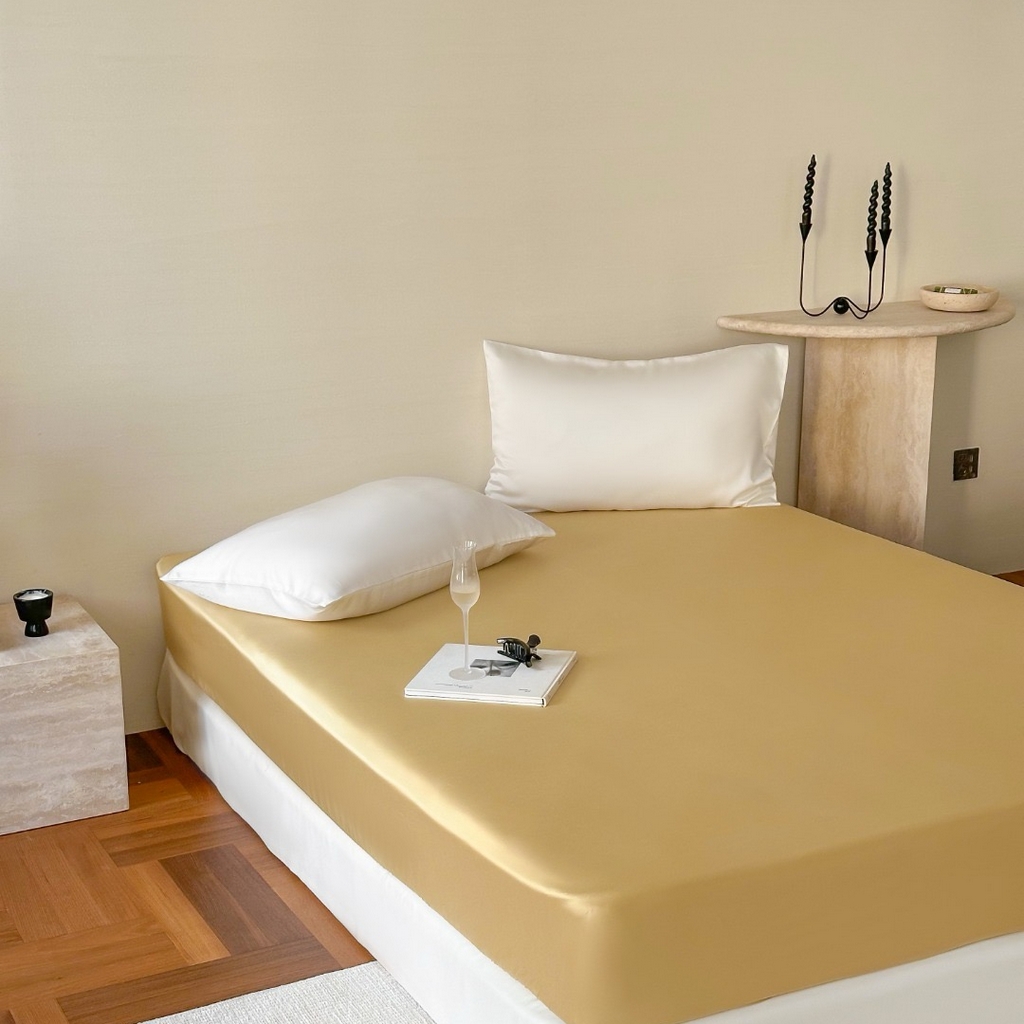 91家纺网 家纺一手货源 找家纺 禾时 2025新款纯色双拼兰精天丝单品系列-单床笠 床笠单件 香槟金