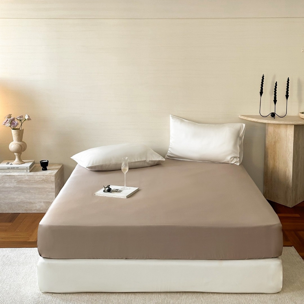 91家纺网 家纺一手货源 找家纺 禾时 2025新款纯色双拼兰精天丝单品系列-单床笠 床笠单件 岩石灰