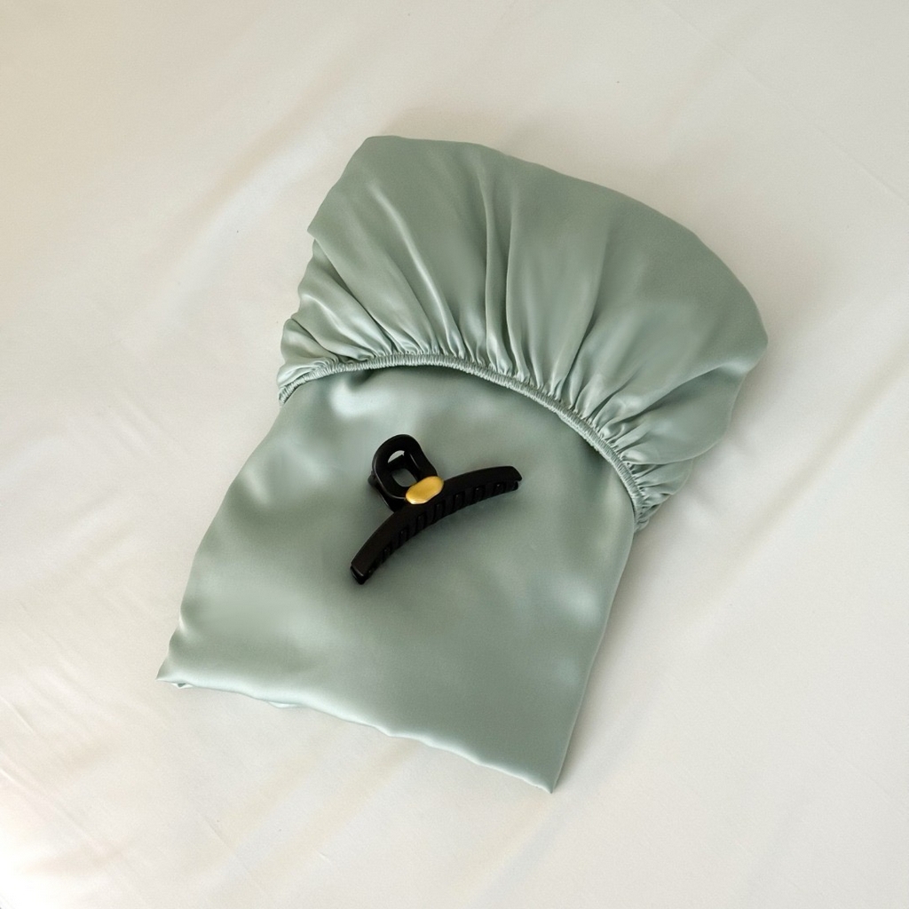 91家纺网 家纺一手货源 找家纺 禾时 2025新款纯色双拼兰精天丝单品系列-单床笠 床笠单件 浅艾绿