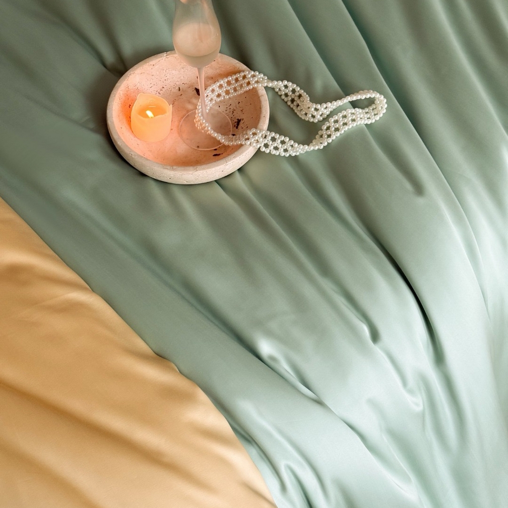 91家纺网 家纺一手货源 找家纺 禾时 2025新款纯色双拼兰精天丝单品系列-单被套 被套单件 浅艾绿-香槟金