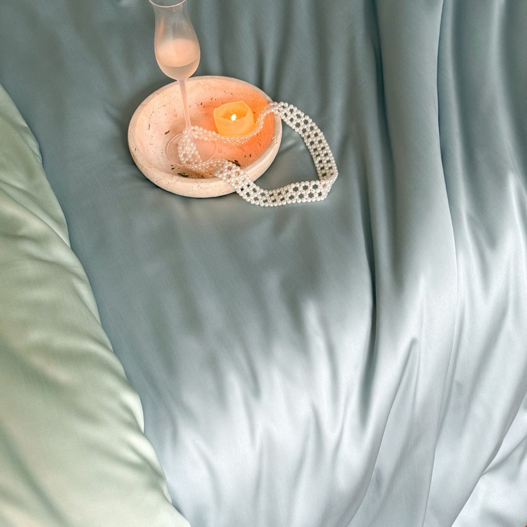 91家纺网 家纺一手货源 找家纺 禾时 2025新款纯色双拼兰精天丝单品系列-单被套 被套单件 天空蓝-浅艾绿