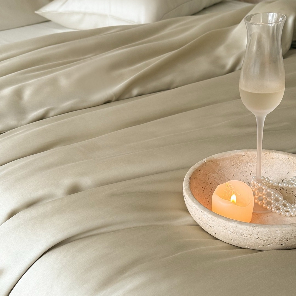 91家纺网 家纺一手货源 找家纺 禾时 2025新款纯色双拼兰精天丝单品系列-单被套 被套单件 烟轻绿