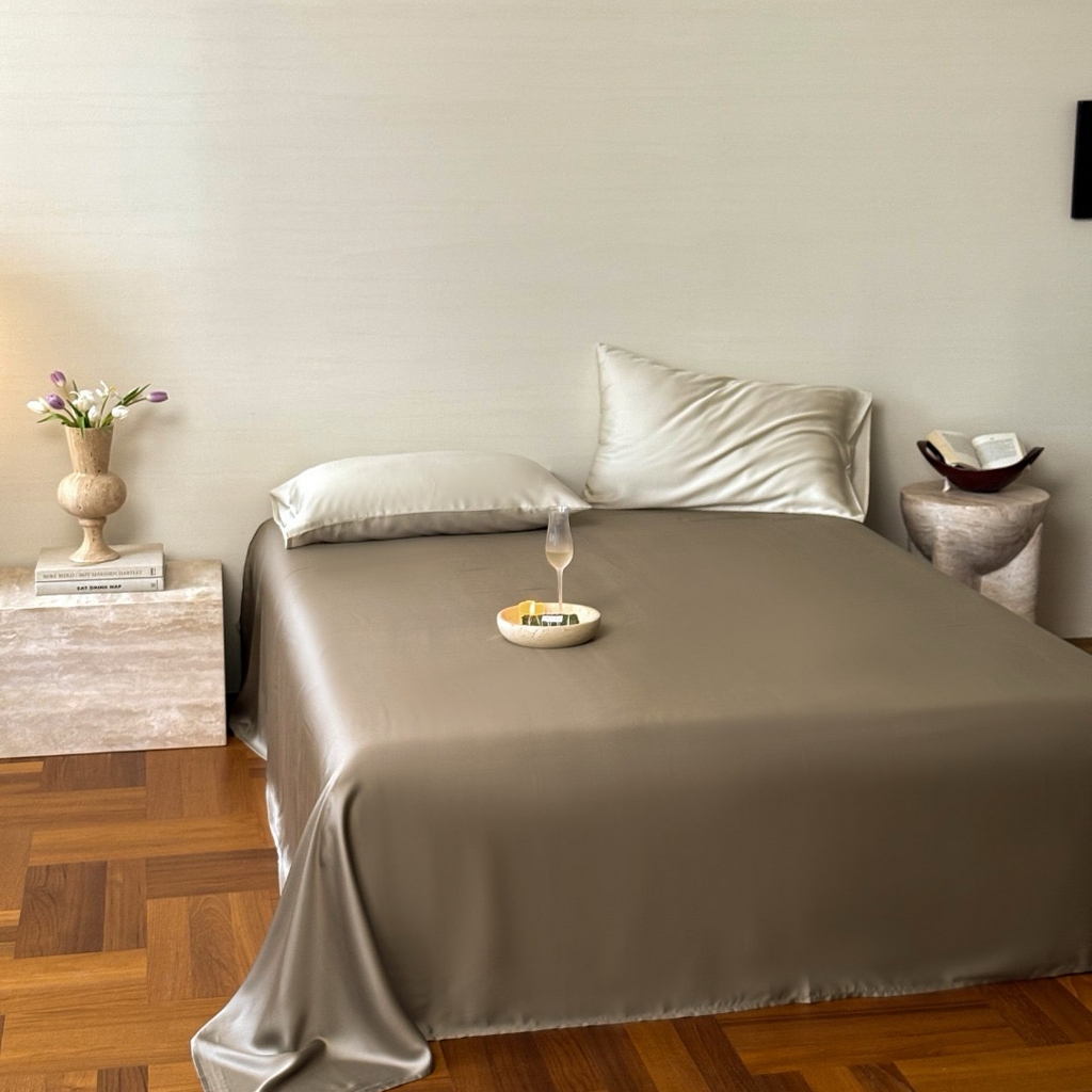 91家纺网 家纺一手货源 找家纺 禾时 2025新款纯色双拼兰精天丝单品系列-单床单 床单单件 冷岩灰