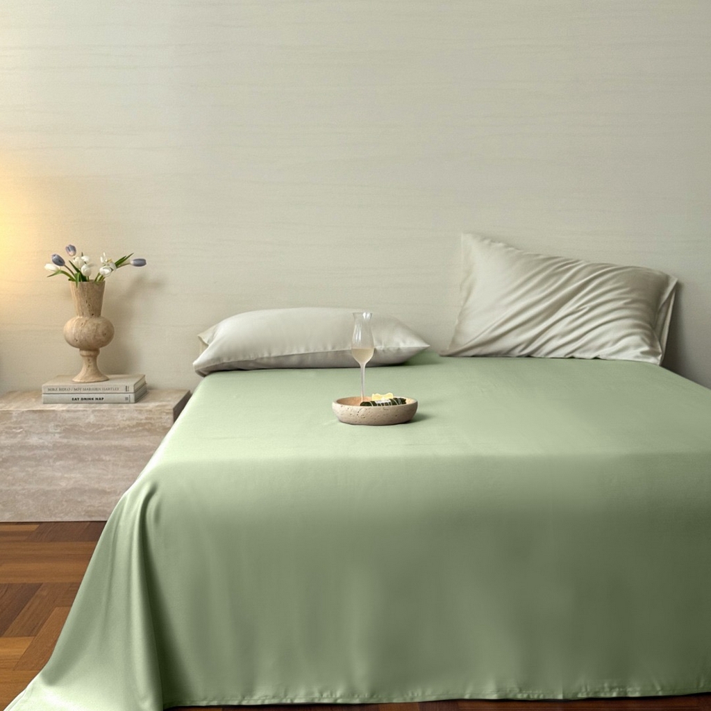 91家纺网 家纺一手货源 找家纺 禾时 2025新款纯色双拼兰精天丝单品系列-单床单 床单单件 嫩叶绿