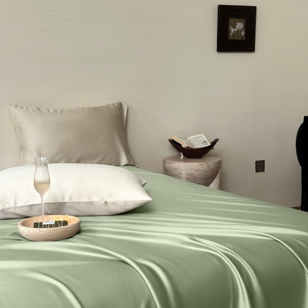 91家纺网 家纺一手货源 找家纺 禾时 2025新款纯色双拼兰精天丝单品系列-单床单 床单单件 嫩叶绿