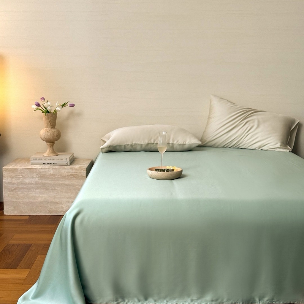 91家纺网 家纺一手货源 找家纺 禾时 2025新款纯色双拼兰精天丝单品系列-单床单 床单单件 浅艾绿