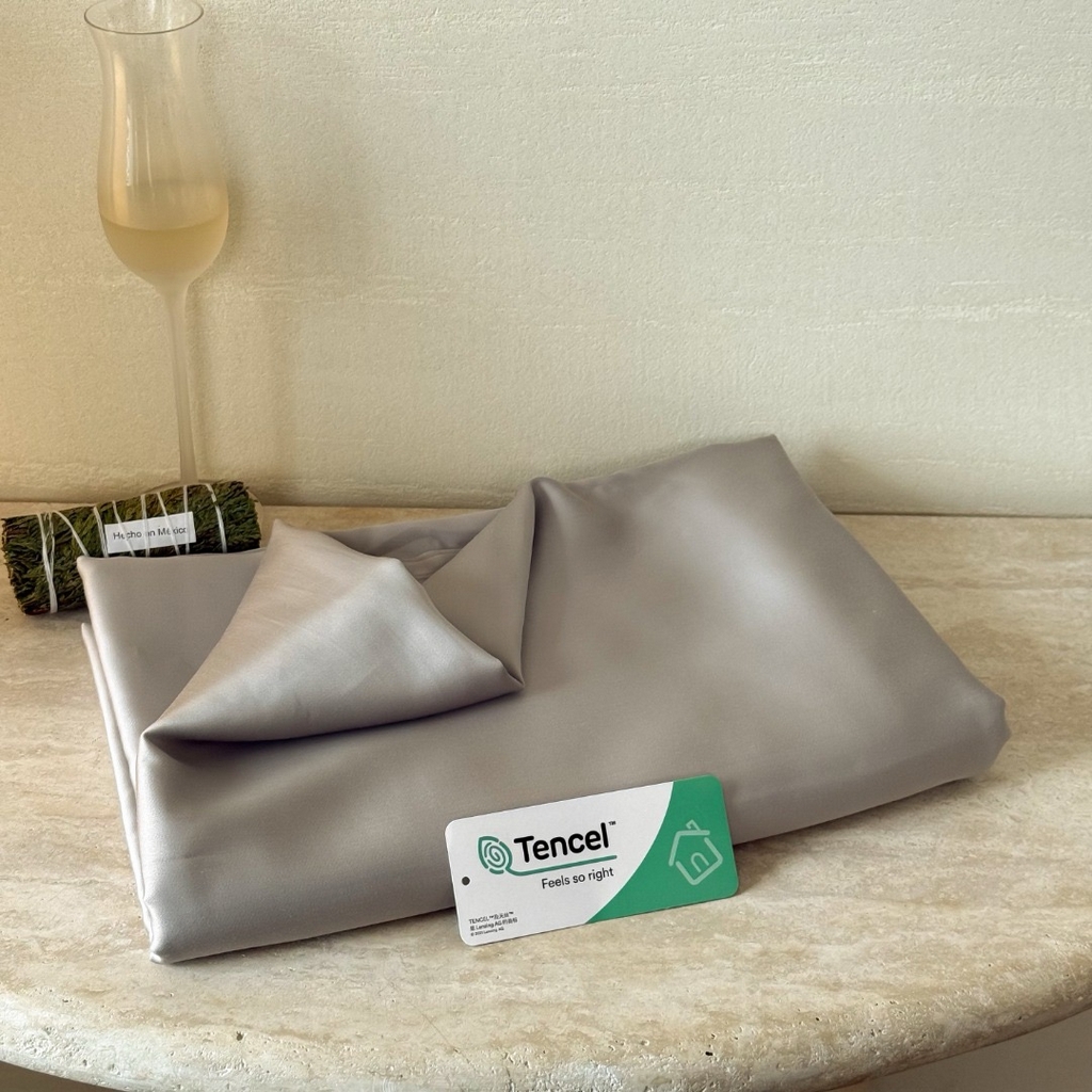 91家纺网 家纺一手货源 找家纺 禾时 2025新款纯色双拼兰精天丝单品系列-单床单 床单单件 曙光银