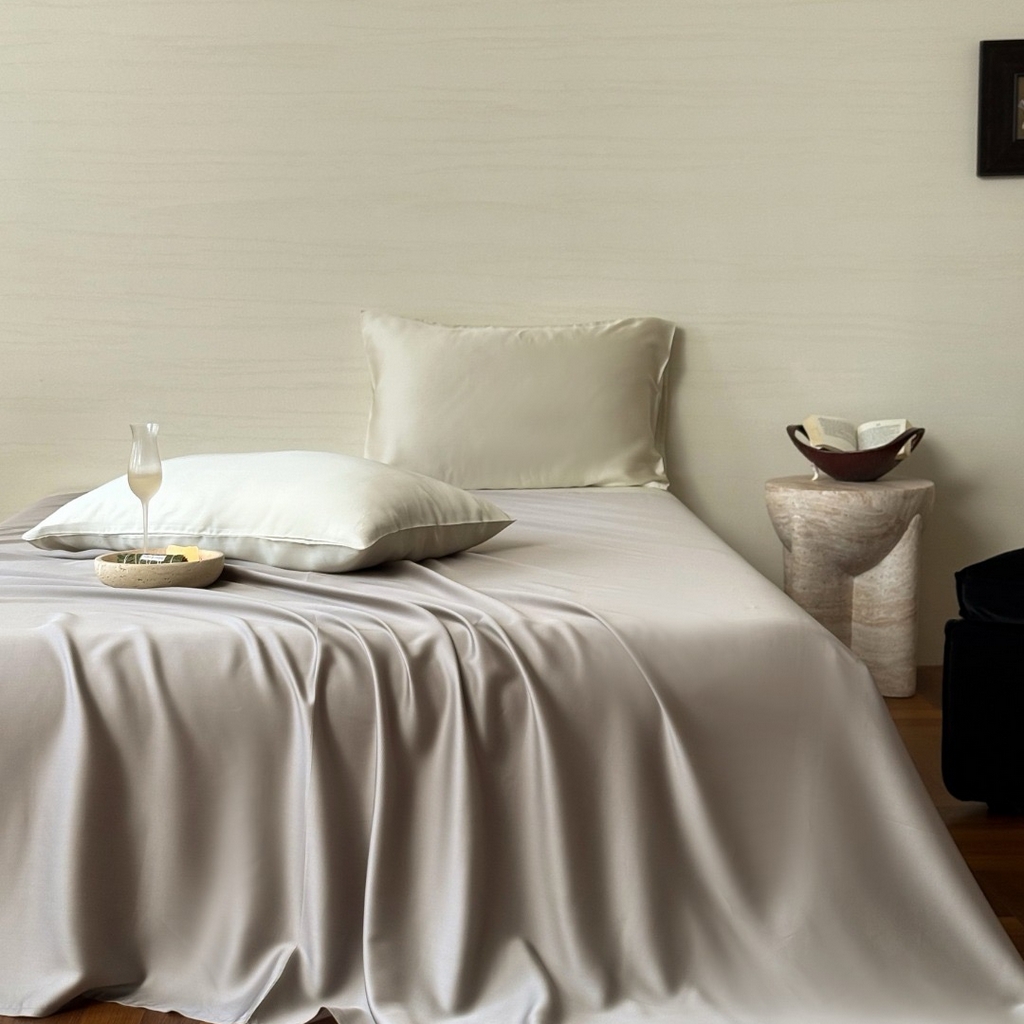 91家纺网 家纺一手货源 找家纺 禾时 2025新款纯色双拼兰精天丝单品系列-单床单 床单单件 曙光银