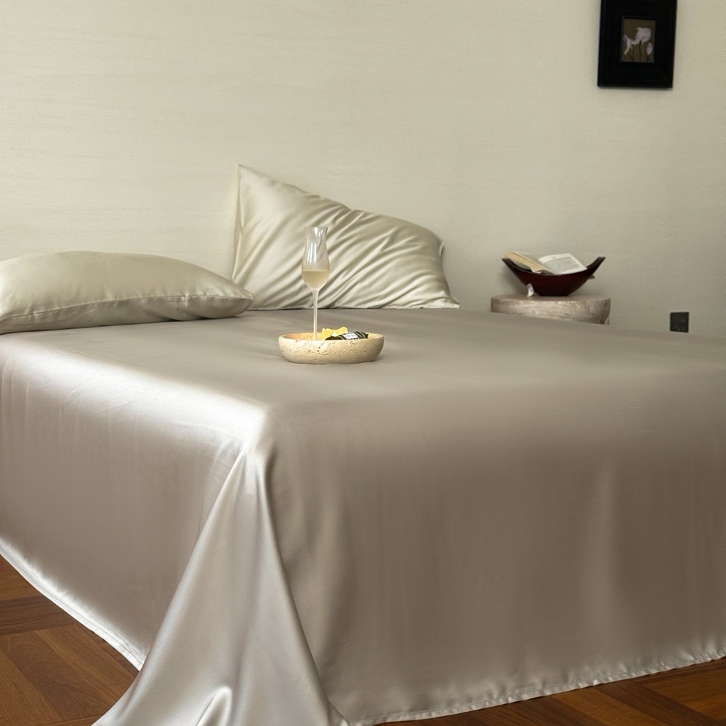 91家纺网 家纺一手货源 找家纺 禾时 2025新款纯色双拼兰精天丝单品系列-单床单 床单单件 霜华银