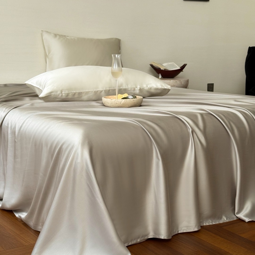 91家纺网 家纺一手货源 找家纺 禾时 2025新款纯色双拼兰精天丝单品系列-单床单 床单单件 霜华银