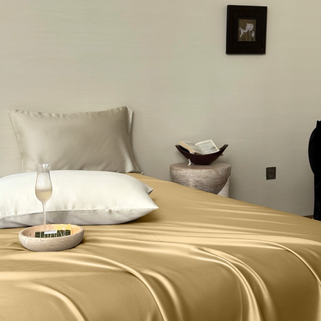 91家纺网 家纺一手货源 找家纺 禾时 2025新款纯色双拼兰精天丝单品系列-单床单 床单单件 香槟金