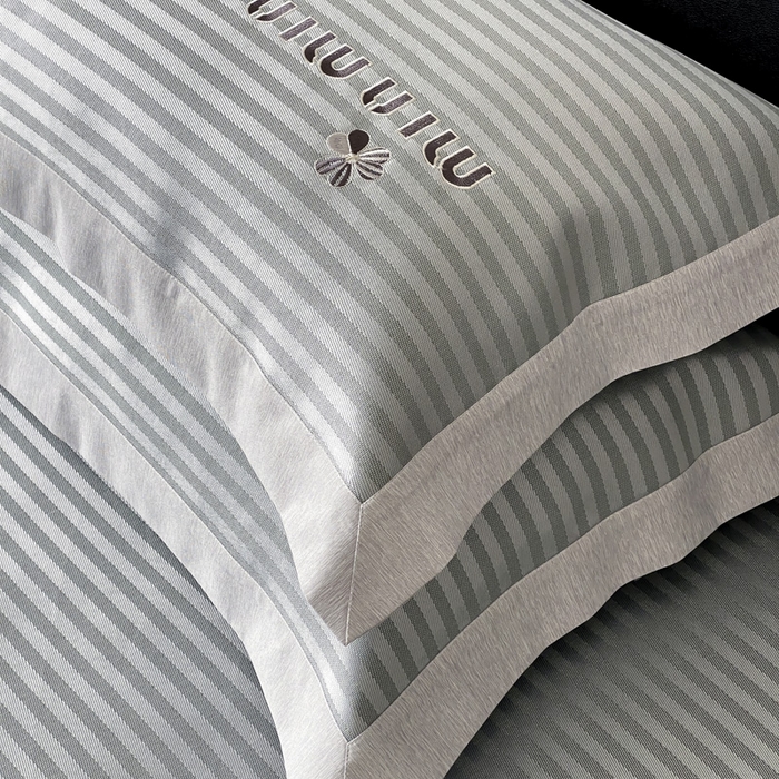 91家纺网 家纺一手货源 找家纺 （总）由有家居 2025新款轻奢7A高精密抗菌可水洗色织提花进口刺绣冰丝凉席-森恋