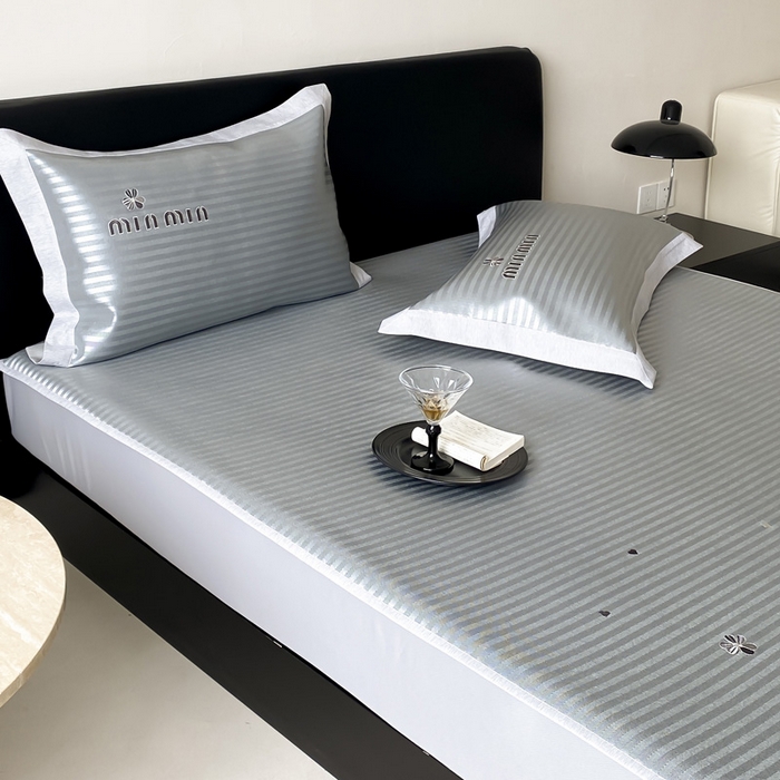 91家纺网 家纺一手货源 找家纺 （总）由有家居 2025新款轻奢7A高精密抗菌可水洗色织提花进口刺绣冰丝凉席-森恋