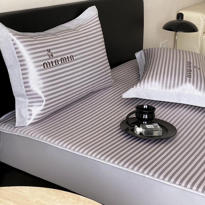 91家纺网 家纺一手货源 找家纺 由有家居 2025新款轻奢7A高精密抗菌可水洗色织提花进口刺绣冰丝凉席-森恋 森恋-粉