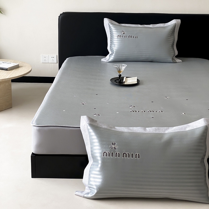 91家纺网 家纺一手货源 找家纺 由有家居 2025新款轻奢7A高精密抗菌可水洗色织提花进口刺绣冰丝凉席-森恋 森恋-灰