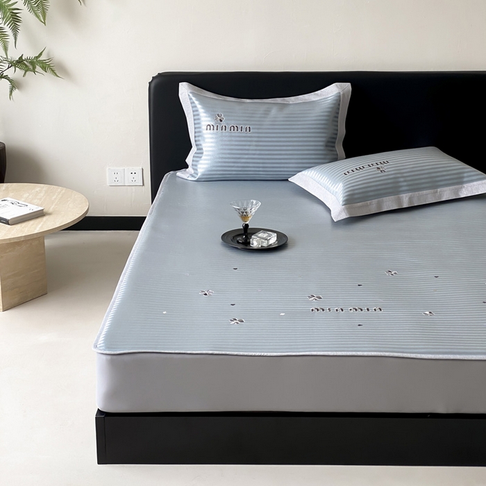 91家纺网 家纺一手货源 找家纺 由有家居 2025新款轻奢7A高精密抗菌可水洗色织提花进口刺绣冰丝凉席-森恋 森恋-绿