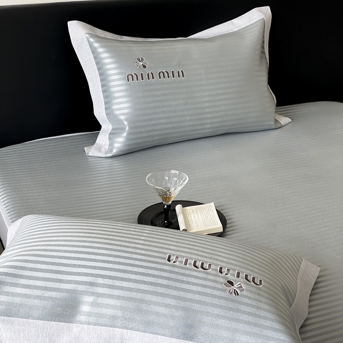 91家纺网 家纺一手货源 找家纺 由有家居 2025新款轻奢7A高精密抗菌可水洗色织提花进口刺绣冰丝凉席-森恋 森恋-灰