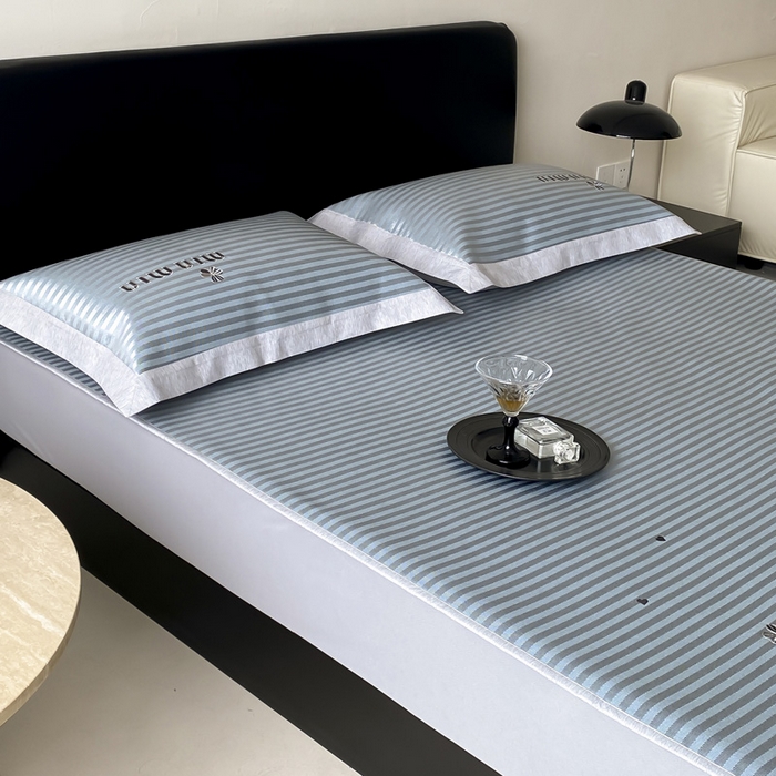 91家纺网 家纺一手货源 找家纺 由有家居 2025新款轻奢7A高精密抗菌可水洗色织提花进口刺绣冰丝凉席-森恋 森恋-绿