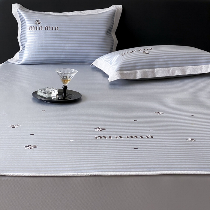 91家纺网 家纺一手货源 找家纺 由有家居 2025新款轻奢7A高精密抗菌可水洗色织提花进口刺绣冰丝凉席-森恋 森恋-蓝