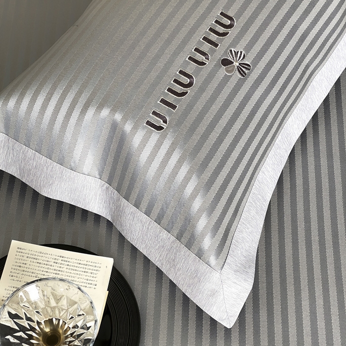 91家纺网 家纺一手货源 找家纺 由有家居 2025新款轻奢7A高精密抗菌可水洗色织提花进口刺绣冰丝凉席-森恋 森恋-咖