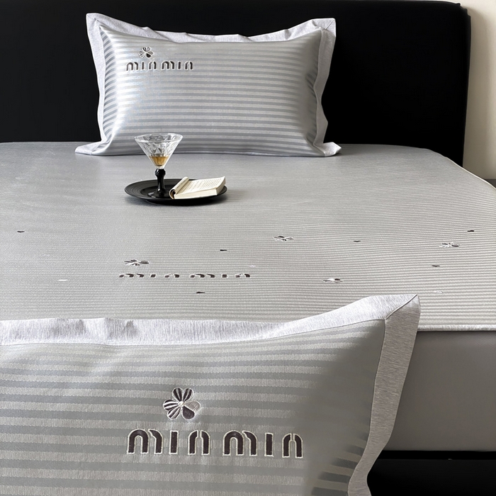 91家纺网 家纺一手货源 找家纺 由有家居 2025新款轻奢7A高精密抗菌可水洗色织提花进口刺绣冰丝凉席-森恋 森恋-咖