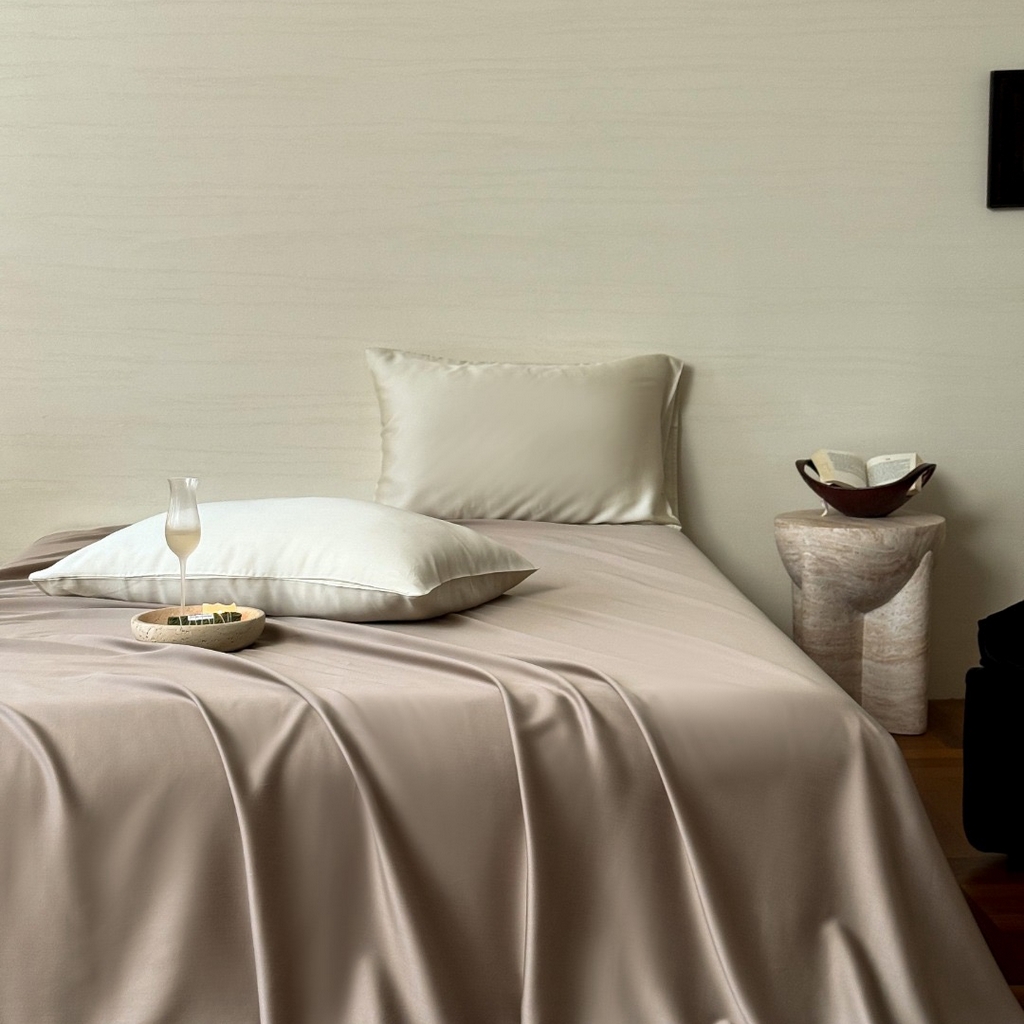 91家纺网 家纺一手货源 找家纺 禾时 2025新款纯色双拼兰精天丝单品系列-单床单 床单单件 岩石灰