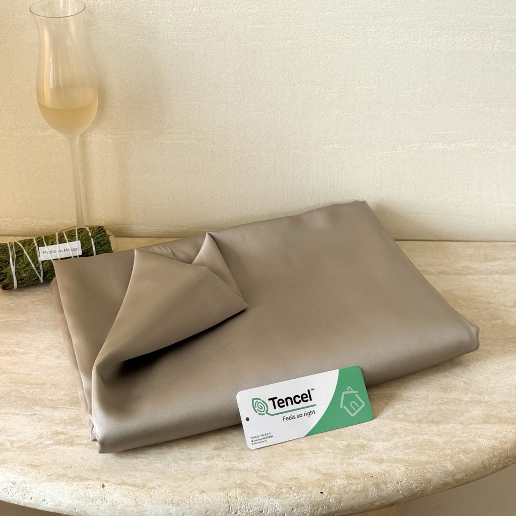 91家纺网 家纺一手货源 找家纺 禾时 2025新款纯色双拼兰精天丝单品系列-单床单 床单单件 芋泥灰