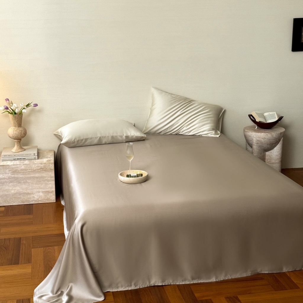 91家纺网 家纺一手货源 找家纺 禾时 2025新款纯色双拼兰精天丝单品系列-单床单 床单单件 芋泥灰