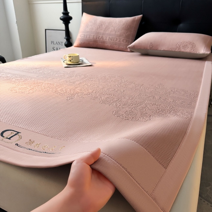 91家纺网 家纺一手货源 找家纺 （总）怡源梦 2025新款A类高分子凉感席席子-巴黎世家系列