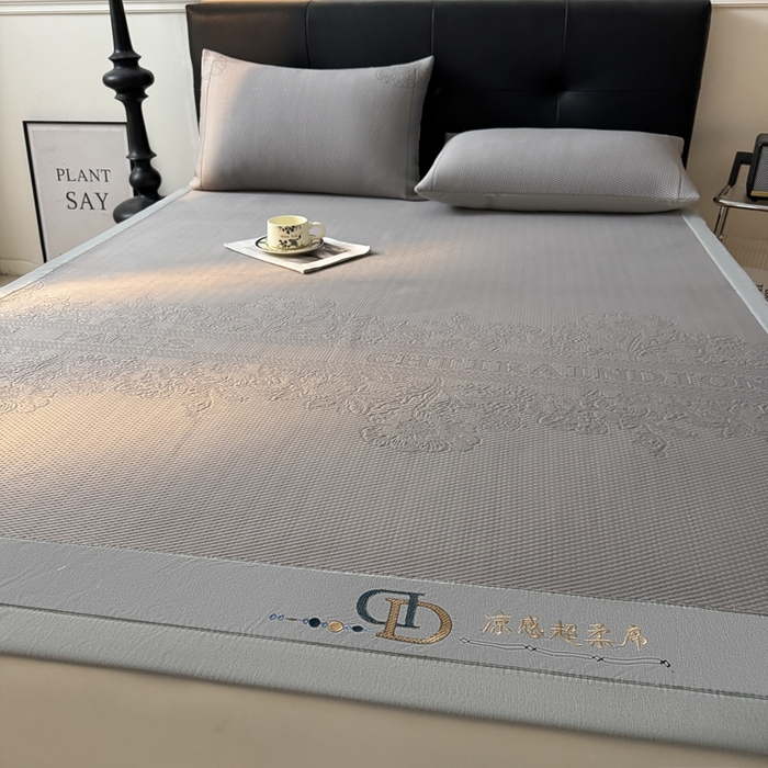 91家纺网 家纺一手货源 找家纺 怡源梦 2025新款A类高分子凉感席席子-巴黎世家系列 巴黎世家 灰色