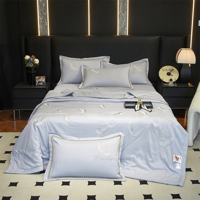 91家纺网 家纺一手货源 找家纺 佳宇轩 2025爆款A类水洗棉刺绣花边夏被夏凉被空调被夏季薄被子三四件套轻奢凉感可机洗 蜜羽-浅灰