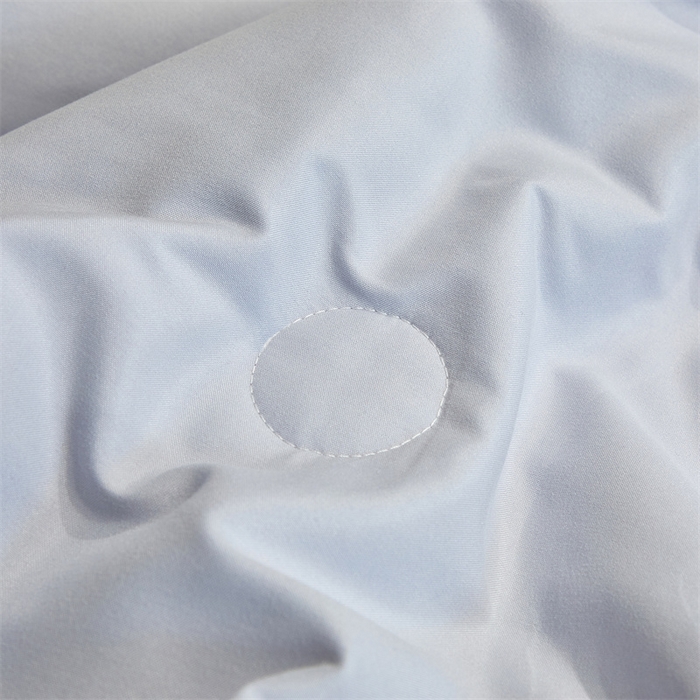 91家纺网 家纺一手货源 找家纺 佳宇轩 2025爆款A类水洗棉刺绣花边夏被夏凉被空调被夏季薄被子三四件套轻奢凉感可机洗 蜜羽-浅灰