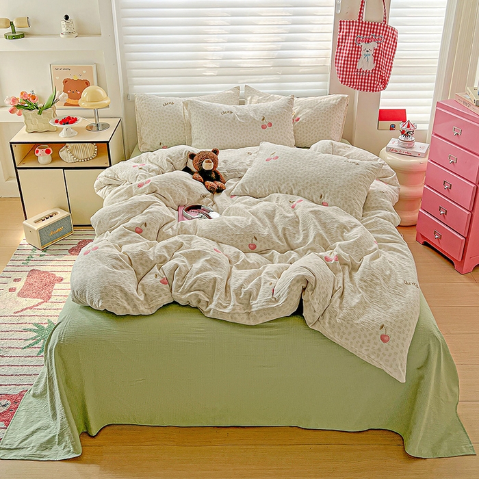 91家纺网 家纺一手货源 找家纺 名品家纺 2025新款云感皱皱双层纱四件套 樱桃小果