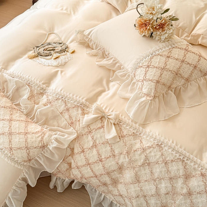 91家纺网 家纺一手货源 找家纺 凯美家居 2025新款水洗真丝蕾丝刺绣四件套 爱丽莎 香槟