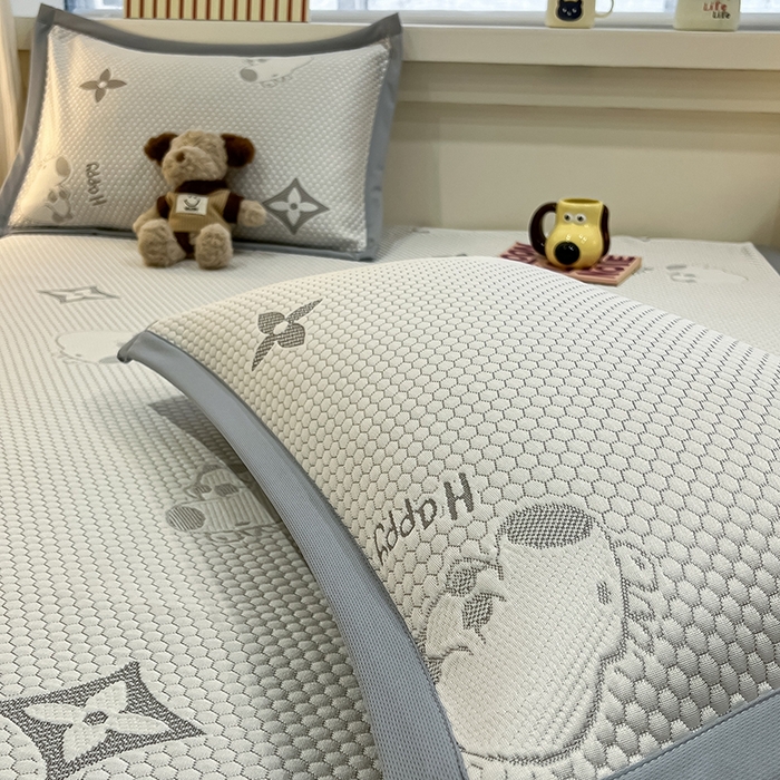 91家纺网 家纺一手货源 找家纺 佰亿莱 2025春夏新款卡皮巴拉豆豆凉席席子 卡皮巴拉-灰色 床席