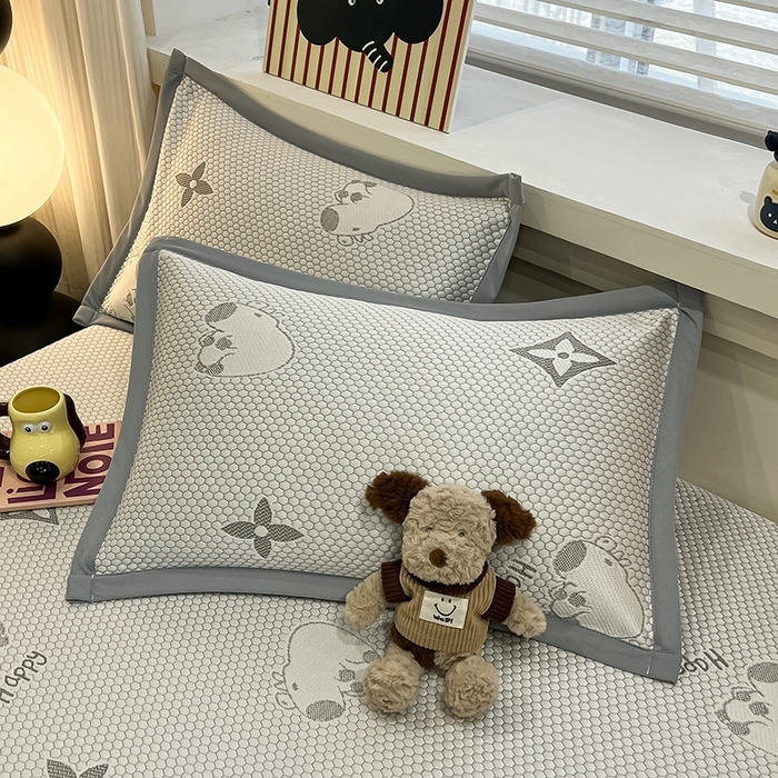 91家纺网 家纺一手货源 找家纺 佰亿莱 2025春夏新款卡皮巴拉豆豆凉席席子 卡皮巴拉-灰色 床席