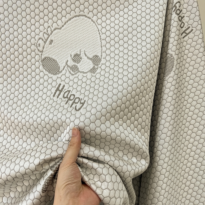 91家纺网 家纺一手货源 找家纺 佰亿莱 2025春夏新款卡皮巴拉豆豆凉席席子 卡皮巴拉-灰色 床席