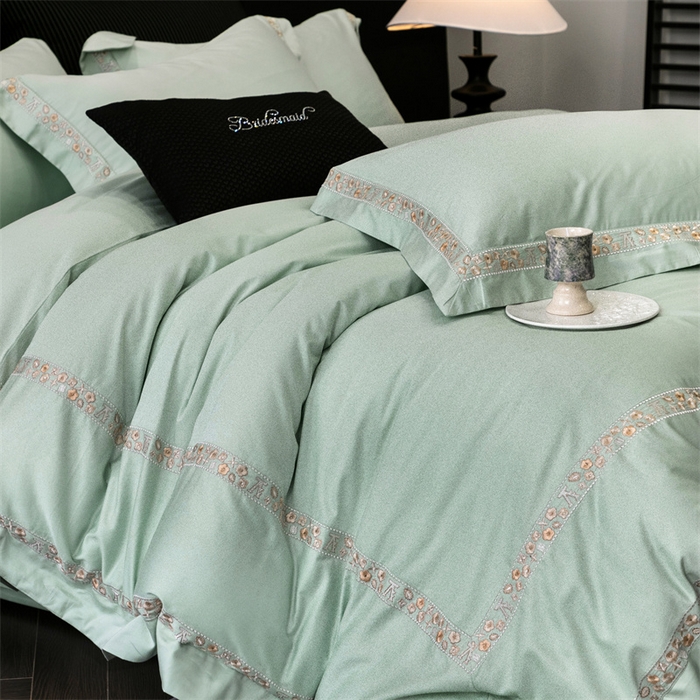 91家纺网 家纺一手货源 找家纺 保罗圣迪奥 2025新款全棉长绒棉纯棉刺绣四件套--缇梵 缇梵-青石绿