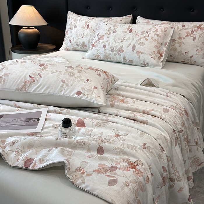 91家纺网 家纺一手货源 找家纺 慕晨 2025新款莱赛尔天丝数码印花四件套莱赛尔夏被四件套天丝夏凉被直播热款夏被被子被芯 藏幽 绿