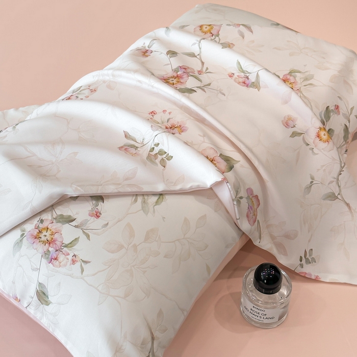 91家纺网 家纺一手货源 找家纺 慕晨 2025新款莱赛尔天丝数码印花四件套莱赛尔夏被四件套天丝夏凉被直播热款夏被被子被芯 花漾 粉