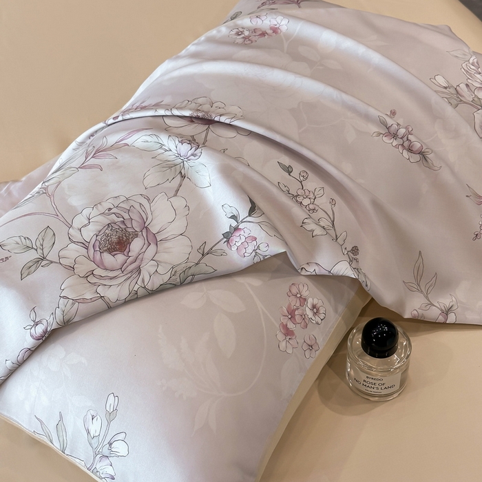 91家纺网 家纺一手货源 找家纺 慕晨 2025新款莱赛尔天丝数码印花四件套莱赛尔夏被四件套天丝夏凉被直播热款夏被被子被芯 锦兮-粉