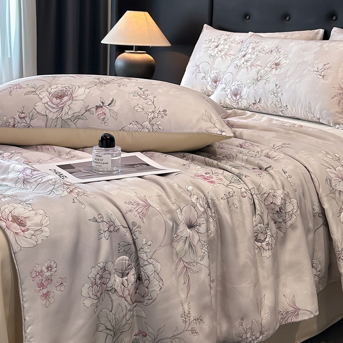 91家纺网 家纺一手货源 找家纺 慕晨 2025新款莱赛尔天丝数码印花四件套莱赛尔夏被四件套天丝夏凉被直播热款夏被被子被芯 锦兮-粉