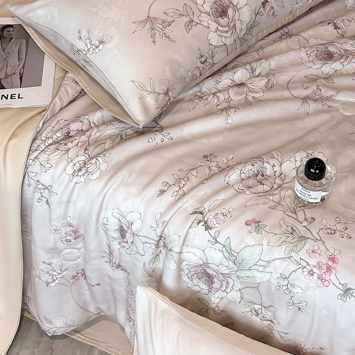 91家纺网 家纺一手货源 找家纺 慕晨 2025新款莱赛尔天丝数码印花四件套莱赛尔夏被四件套天丝夏凉被直播热款夏被被子被芯 锦兮-粉