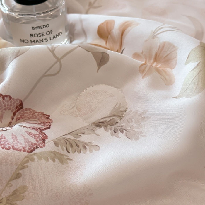 91家纺网 家纺一手货源 找家纺 慕晨 2025新款莱赛尔天丝数码印花四件套莱赛尔夏被四件套天丝夏凉被直播热款夏被被子被芯 嫚熙 粉