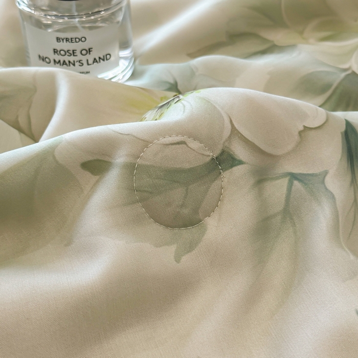 91家纺网 家纺一手货源 找家纺 慕晨 2025新款莱赛尔天丝数码印花四件套莱赛尔夏被四件套天丝夏凉被直播热款夏被被子被芯 栖然 绿