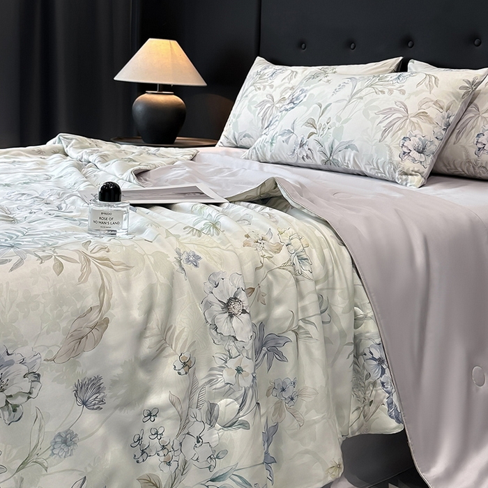 91家纺网 家纺一手货源 找家纺 慕晨 2025新款莱赛尔天丝数码印花四件套莱赛尔夏被四件套天丝夏凉被直播热款夏被被子被芯 寻光 浅绿