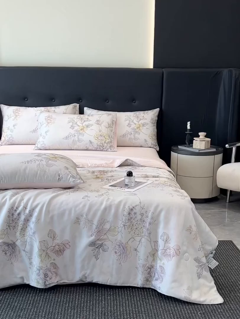 91家纺网 家纺一手货源 找家纺 慕晨 2025新款莱赛尔天丝数码印花四件套莱赛尔夏被四件套天丝夏凉被直播热款夏被被子被芯 韵眠 粉