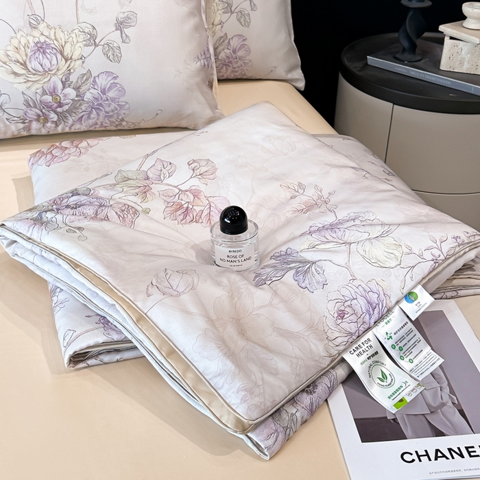 91家纺网 家纺一手货源 找家纺 慕晨 2025新款莱赛尔天丝数码印花四件套莱赛尔夏被四件套天丝夏凉被直播热款夏被被子被芯 韵眠 玉